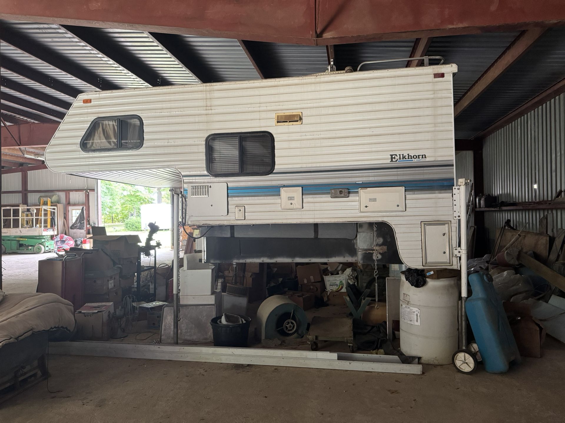 Elkhorn Camper By Fleetwood