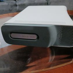 Xbox 360 Gaming Console