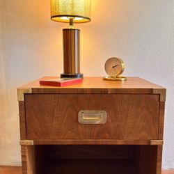 🪑 Vintage Henredon Campaign Nightstand – Restored 
