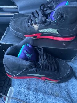 Air Jordan 5 Retro size 5