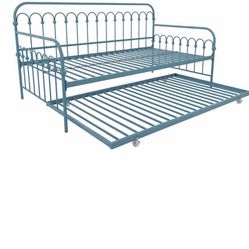 Twin Metal Day Bed 