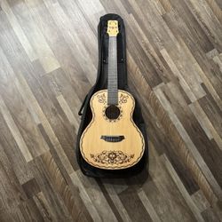 Coco x Cordoba Guitar (and Faswin Carrier)