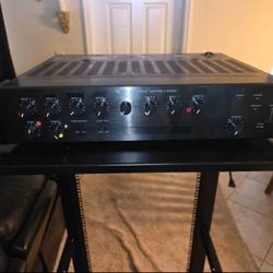 TOA A-912MK2 PROFESSIONAL AMPLIFIER  120watts