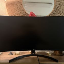 LG Ultra Wide Curved Monitor
