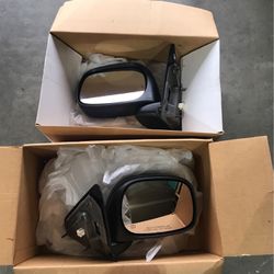Dodge Ram 2500 or 1500 Side Mirrors 
