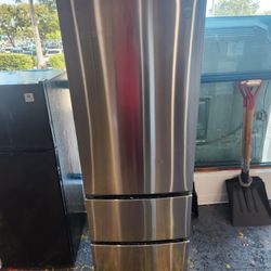 Ge 24 Inch Bottom Freezer Refrigerator Stainless Steel 