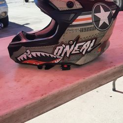 Dirt bike helmet