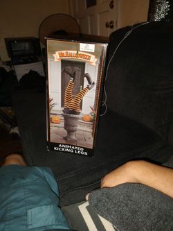 New Witch Moving Feet 2 Feet Tall