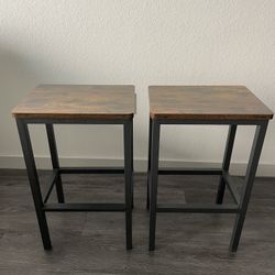 2 Bar Stools