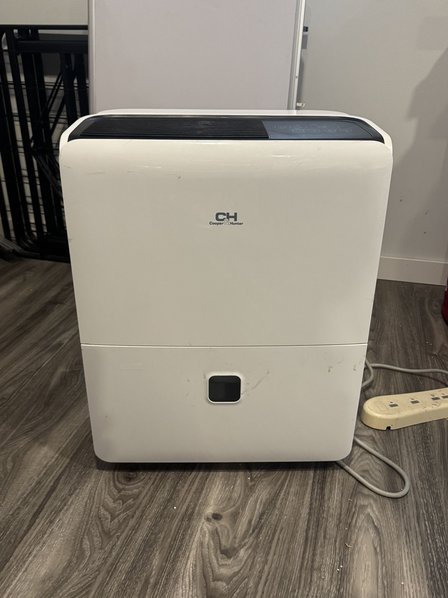 Cooper & hunter 95 Pint dehumidifier