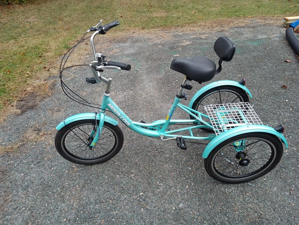 Seven Speed Adult Tricycle With Cargo Space