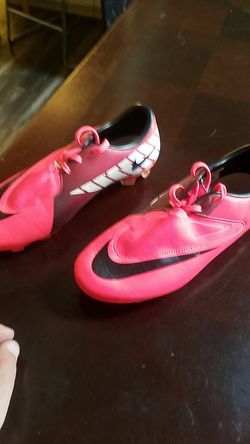 Nike Mercurial Cleats size 8