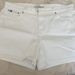 Tommy Hilfiger Shorts  Sz 16