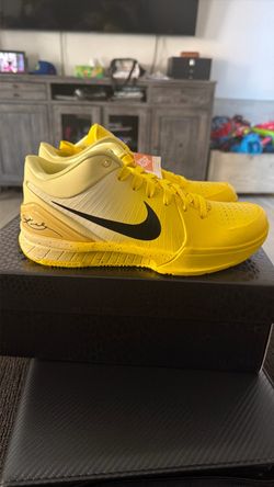 Nike Zoom Kobe 4 Protro “CHBL” — Size 7M / 8.5W
