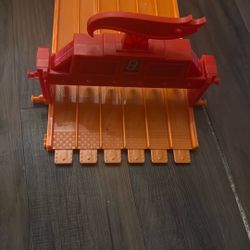 Hot Wheels Race Track 