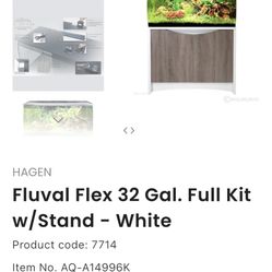 Fluval Flex 32 gallons White With then stand