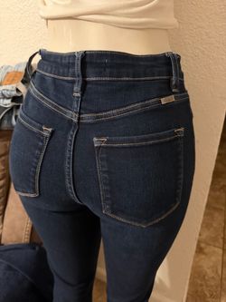 Women’s jeans hi rise size 7
