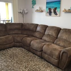 5 piece Sectional Microfiber Brown Couch~3 Reclining seats~NO RIPS, TEARS, STAINS OR DISCOLORATION 
