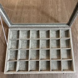 Accessory Organizer