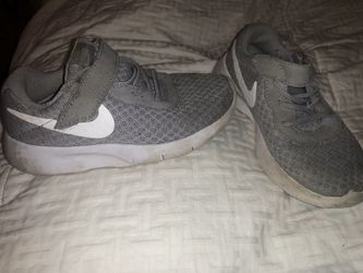 Boy shoes size 9