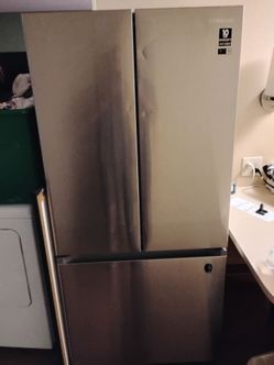 Samsung 3- Door counter -depth French Door.