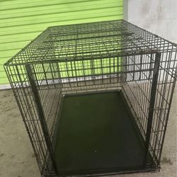 Dog Crate ( 42Lx29Wx32H)