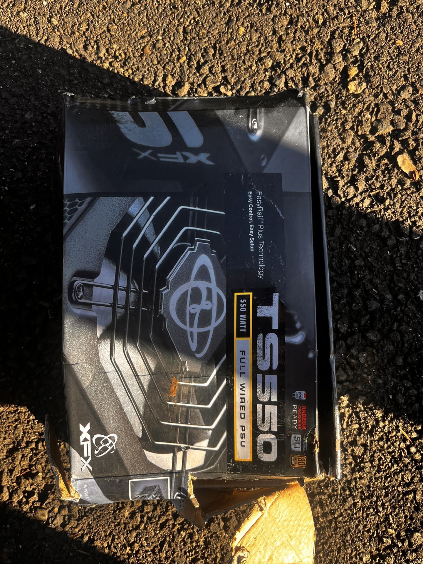 XFX TS 550W full wired power supply unit (PSU)