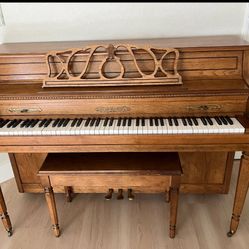 Free piano (Pleasanton) 