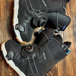 Burton Snowboard boots women Size 8 Step On