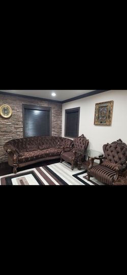 Acme Versailles Sofa