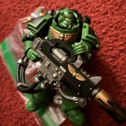 Warhammer 40K JoyToy Figure – Excellent Condition Salamander