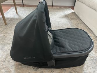 UPPAbaby Stroller Bassinet- Vista Or Cruz Stroller- Jake In Color Black. 