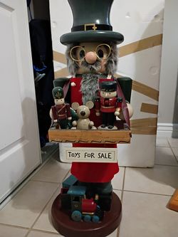 Collectors Wooden Nutcracker Toy Seller – Holiday Decoration