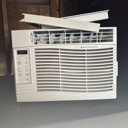 Small Window AC unit