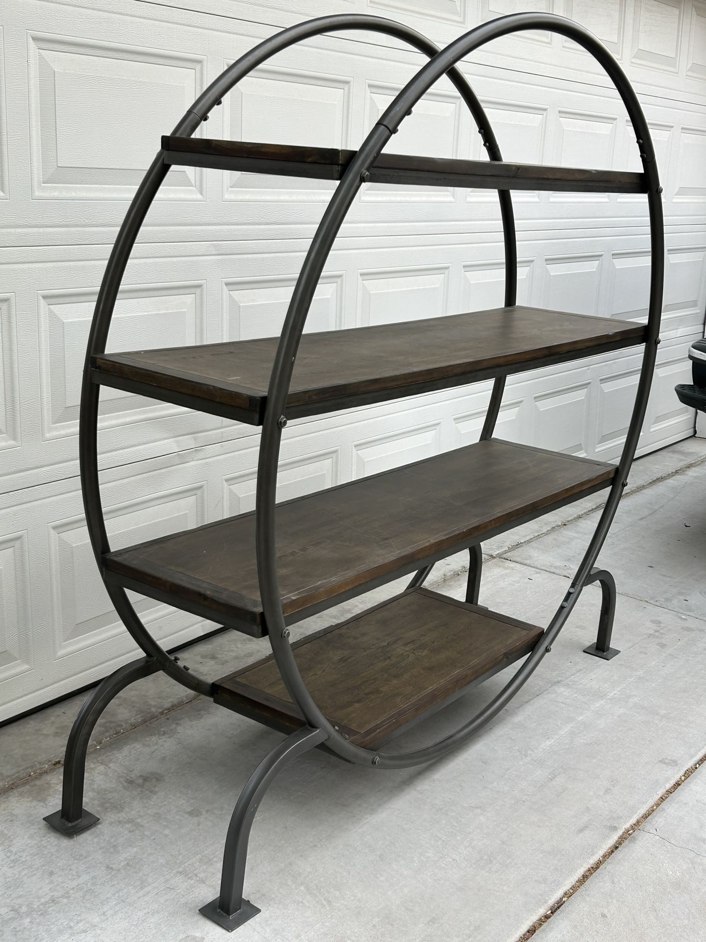 4 Shelf Bookcase Or Plant Organizer.