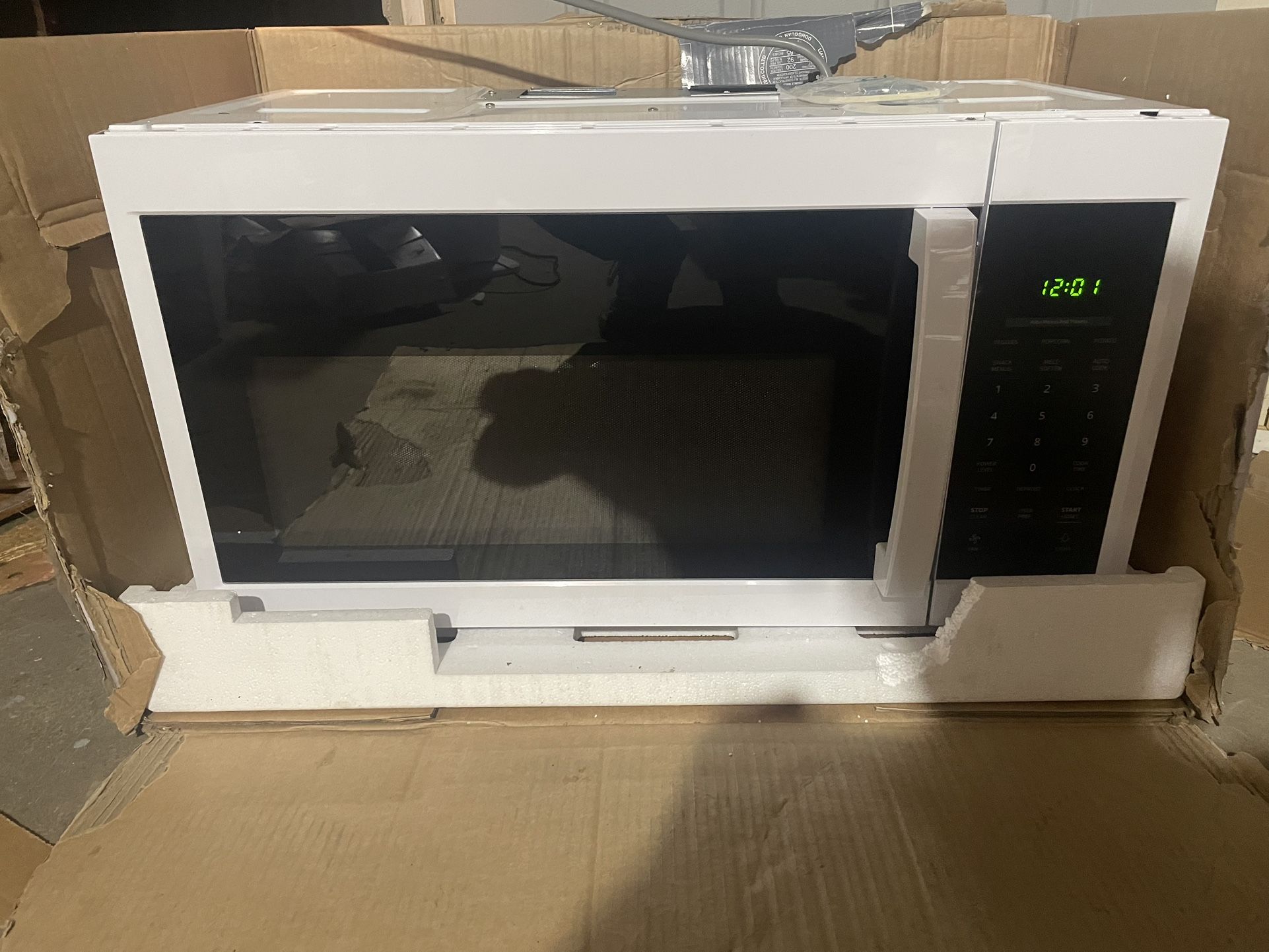 Vissani 1.7 cu. ft. 1000-Watt Over the Range Microwave
