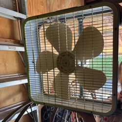 Vintage BOX FAN