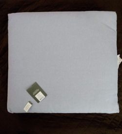 “THRESHOLD” outdoor seat cushion