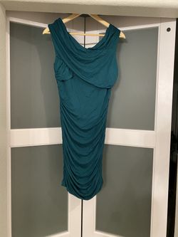 Teal form fitting midi dress - size medium