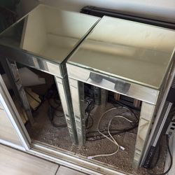2 real mirror side tables