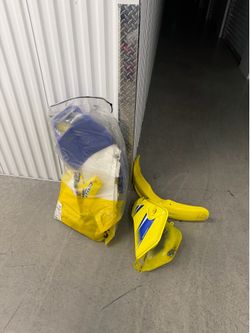 Drz Plastics and Gas Tank