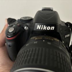Nikon D5100 With 4 Lenses And Filter 