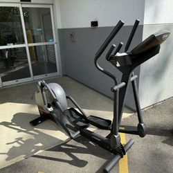 Life Fitness Equipment 