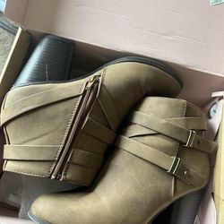 Charlotte Russe Boots 