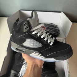 Jordan 5 Metallic Size 9 