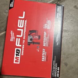 Milwaukee M18 FUEL 18V Lithium-Ion Brushless Cordless 1 in. SDS-Plus Rotary Hammer (Tool-Only)