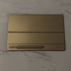 Galaxy Tab S8 Ultra With Smart Keyboard And Pen