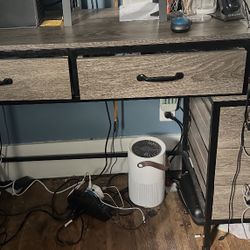 Gray and Black Desk $20 OBO