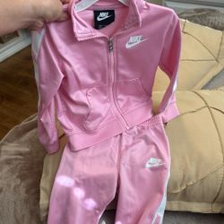 Nike Tracksuit  24M