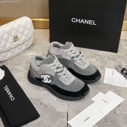 Women's Brand New Sneakers